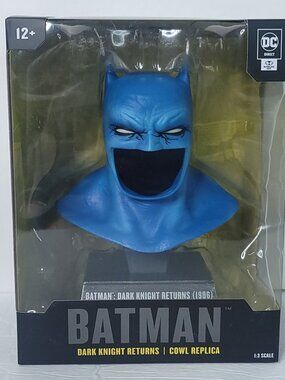 McFarlane DC Direct Prop Batman 1:3 Scale Dark Knight Returns 1996 Cowl Replica